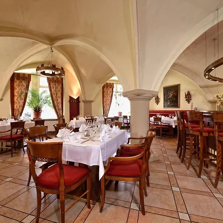Graf Von Mansfeld Hotel