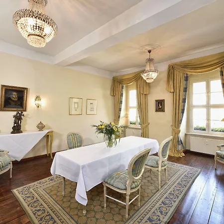 Graf Von Mansfeld Otel 3*