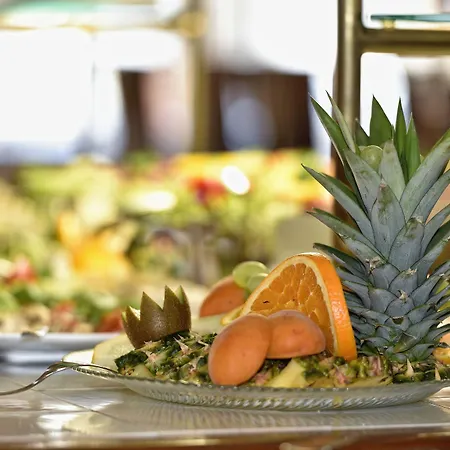 Graf Von Mansfeld Otel 3*