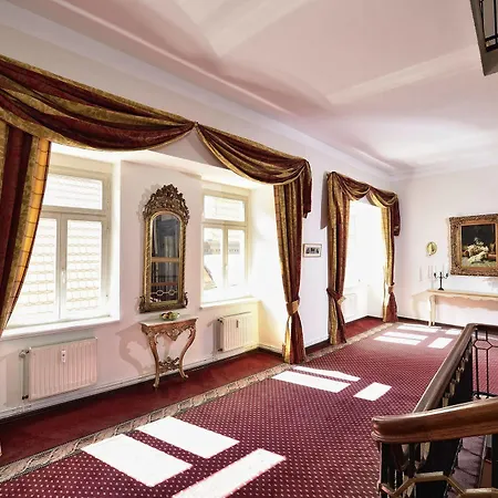 Graf Von Mansfeld Hotel