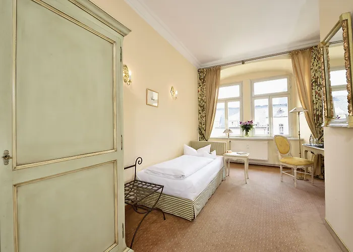 Graf Von Mansfeld Hotell