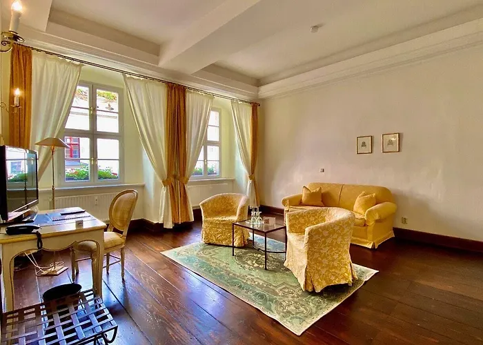 Graf Von Mansfeld Hotell