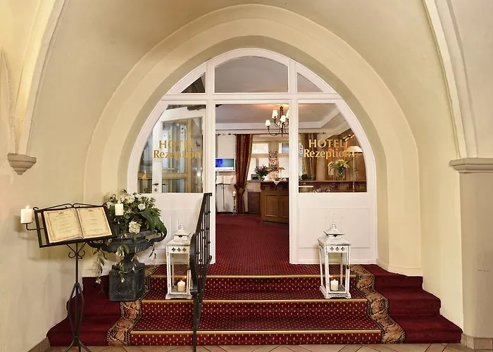 Graf Von Mansfeld Hotell 3*